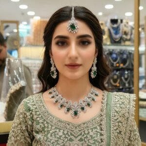 Sparkling Silver Zircon & Emerald Stone Necklace Set