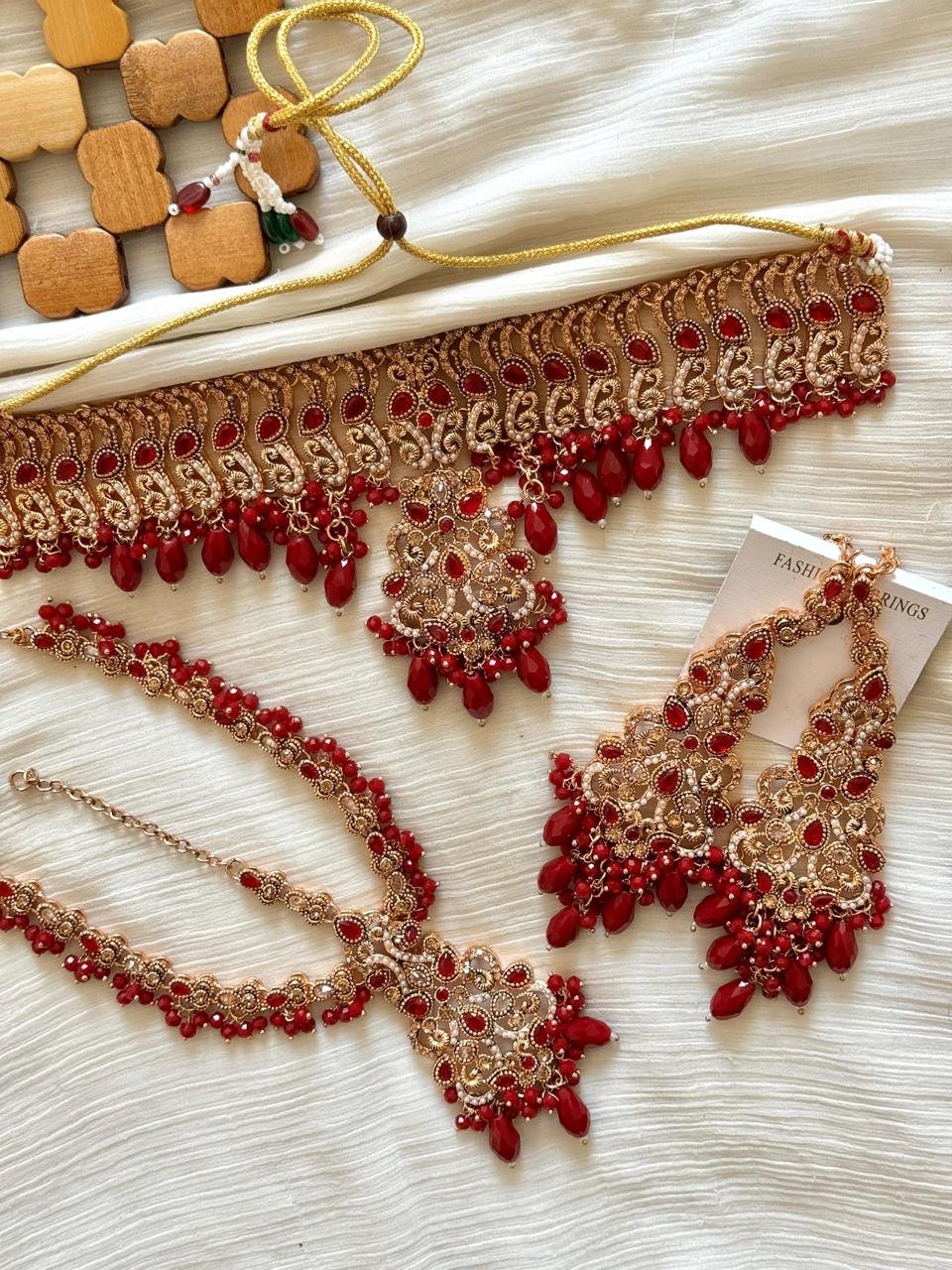 Regal Crimson Red & Antique Gold Bridal Jewellery Set - Image 6