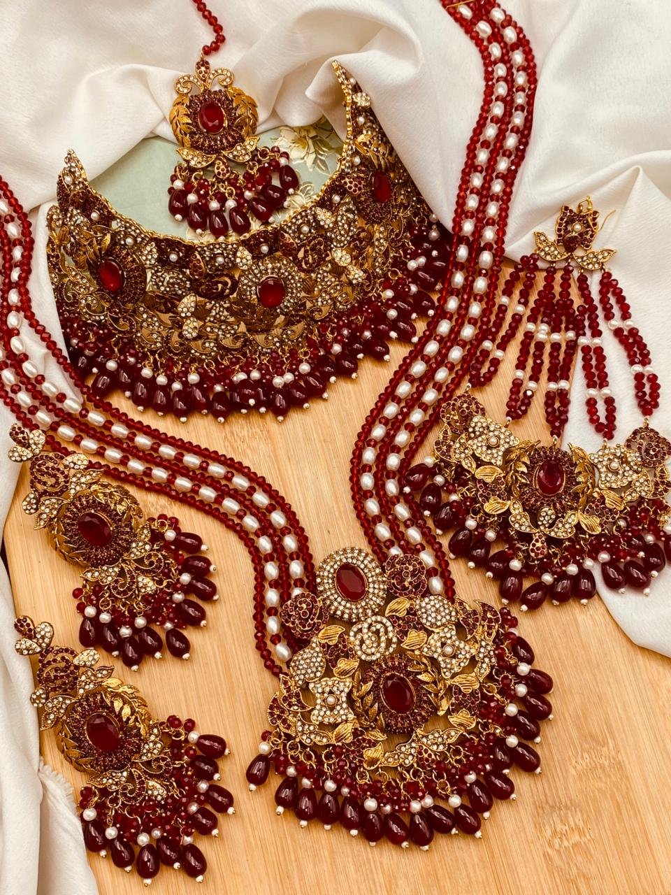 Imperial Golden & Champagne Pearl Full Bridal Jewellery Set - Image 6