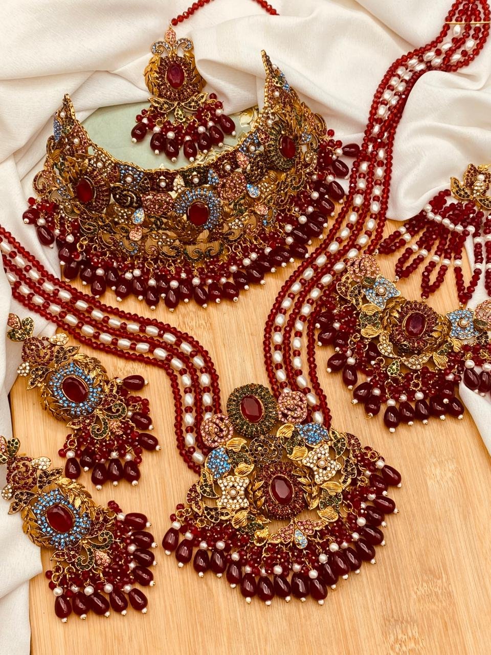 Imperial Golden & Champagne Pearl Full Bridal Jewellery Set - Image 3